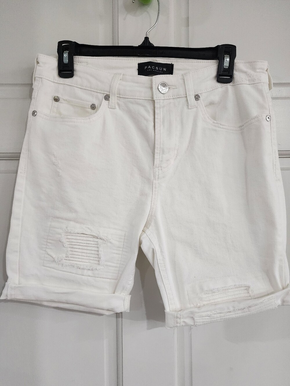PacSun White Active Stretch Cute Distressed Denim Shorts Ladies Size 31 (US 12)